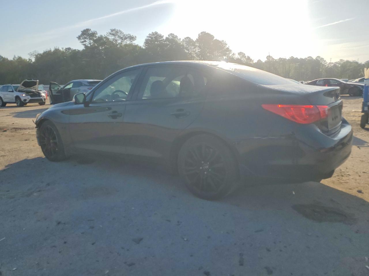 INFINITI Q50 Red Sport 400