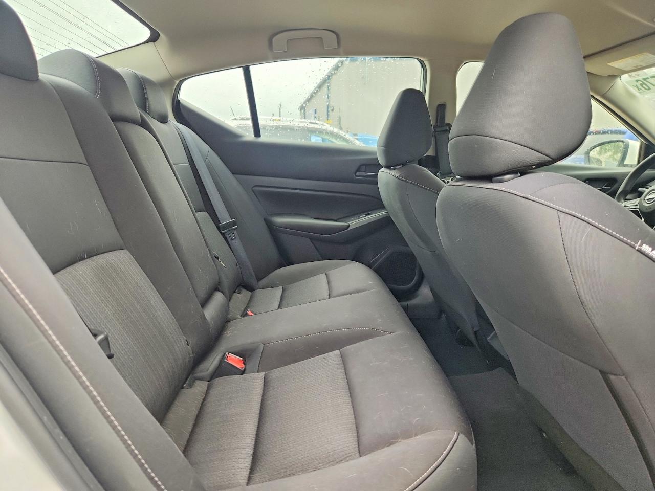 Nissan Altima S