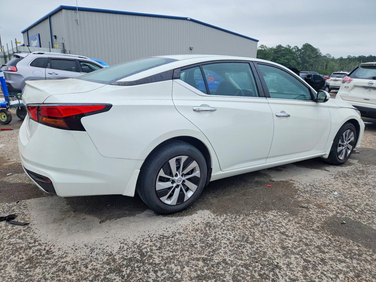 Nissan Altima S