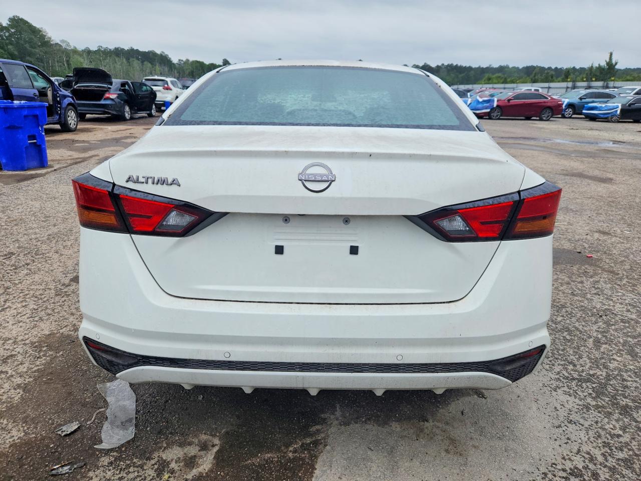 Nissan Altima S