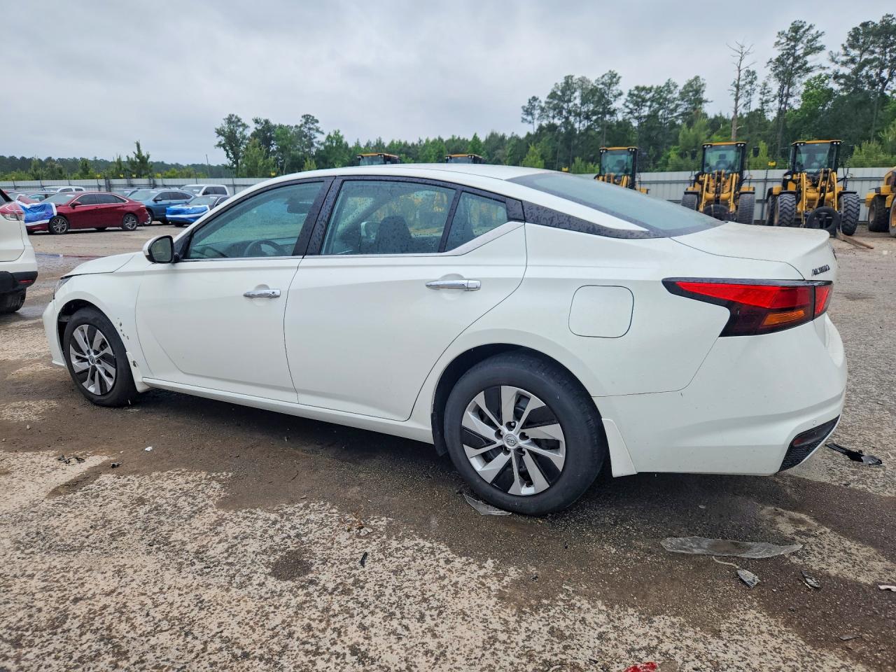 Nissan Altima S