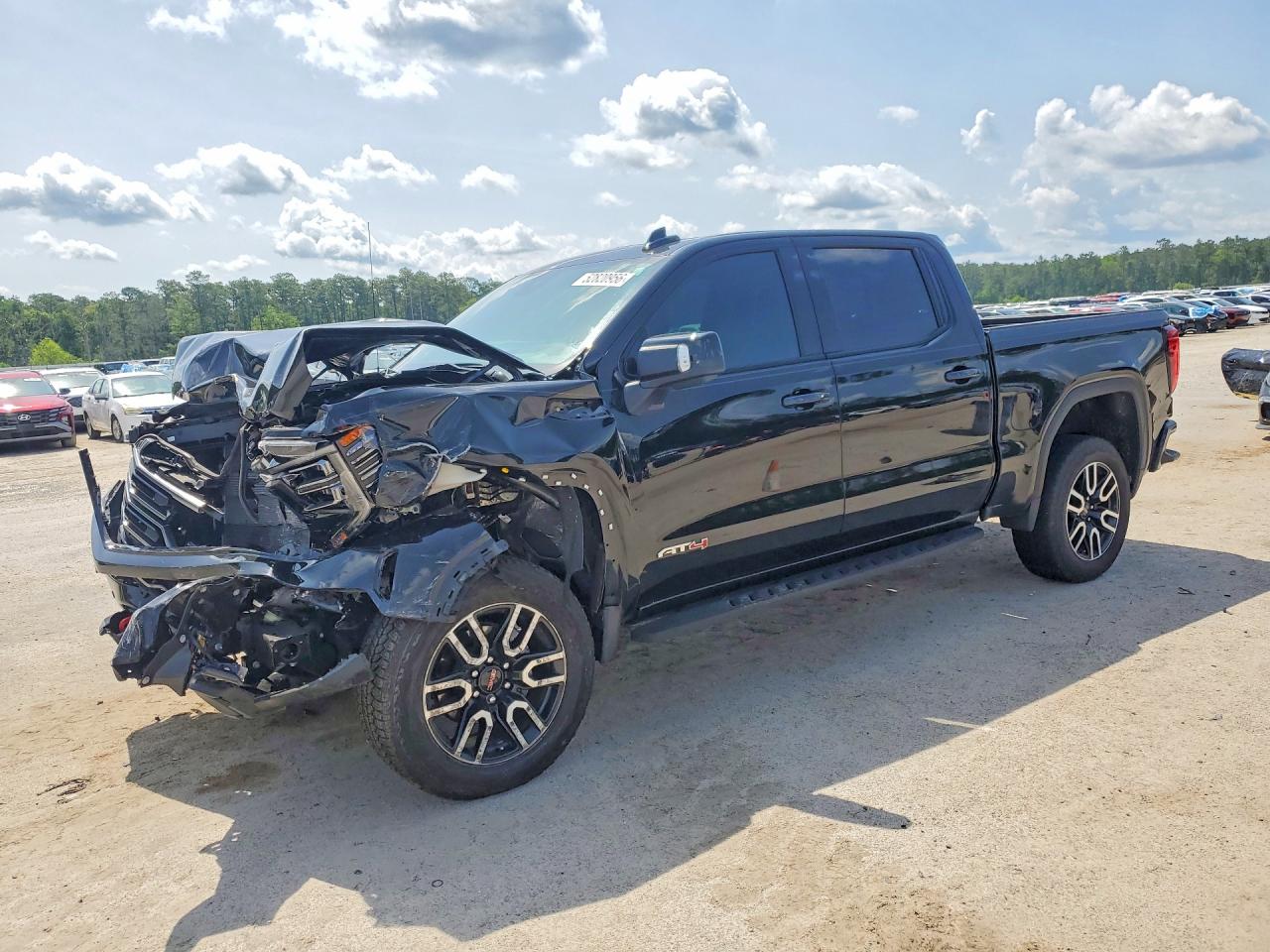 Salvage GMC Sierra Image