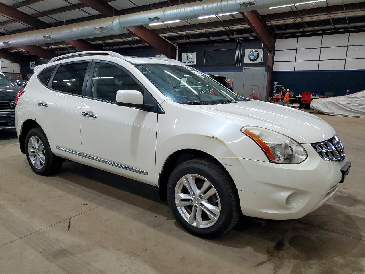 Nissan Rogue S