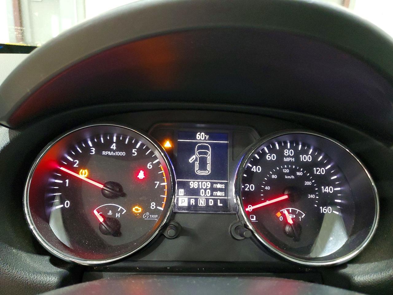 Nissan Rogue S