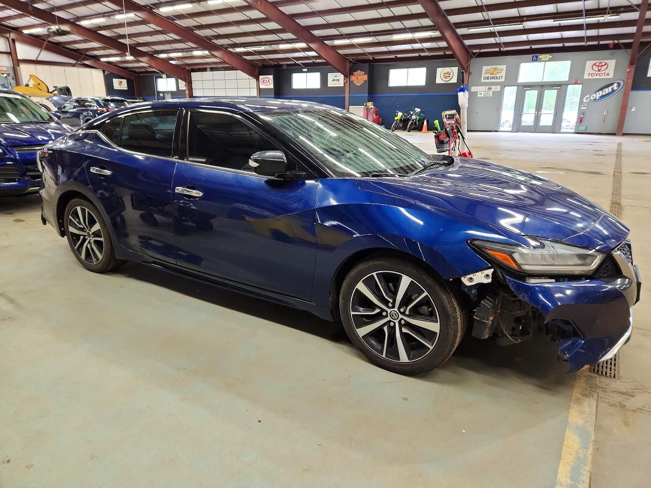 Nissan Maxima Sv