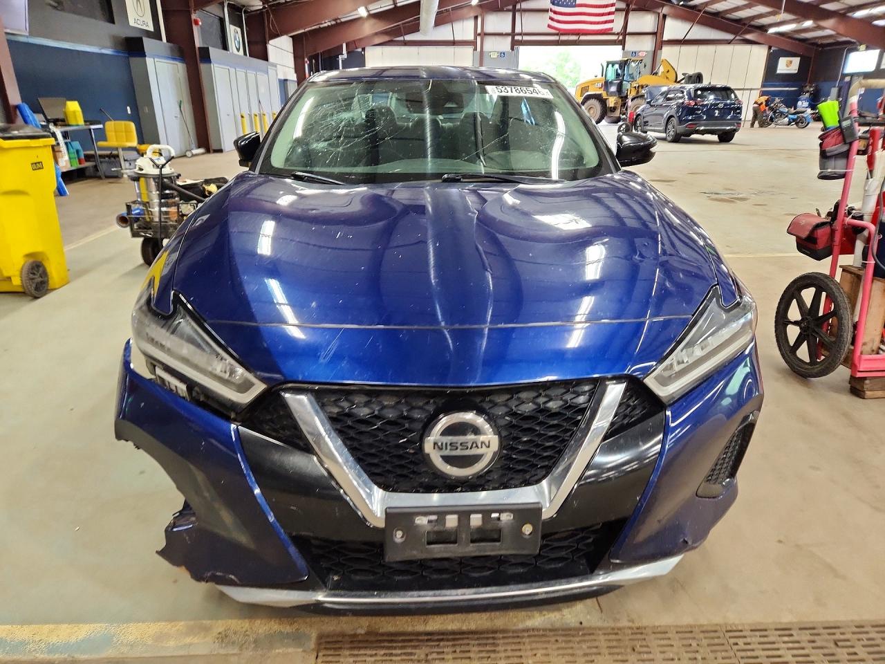Nissan Maxima Sv
