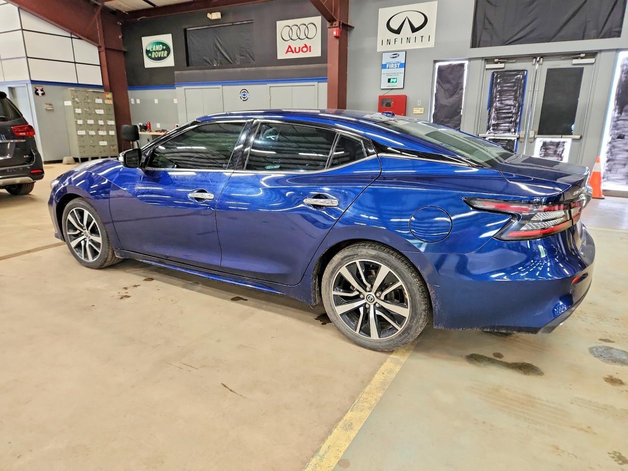 Nissan Maxima Sv