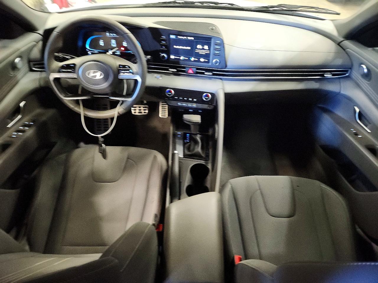 Hyundai ELANTRA Sel Sport