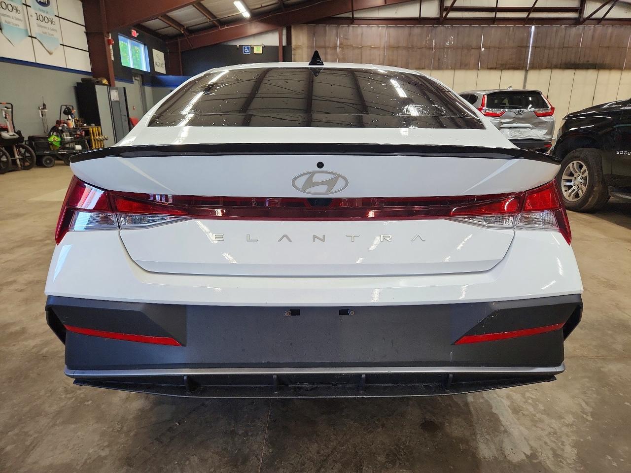 Hyundai ELANTRA Sel Sport