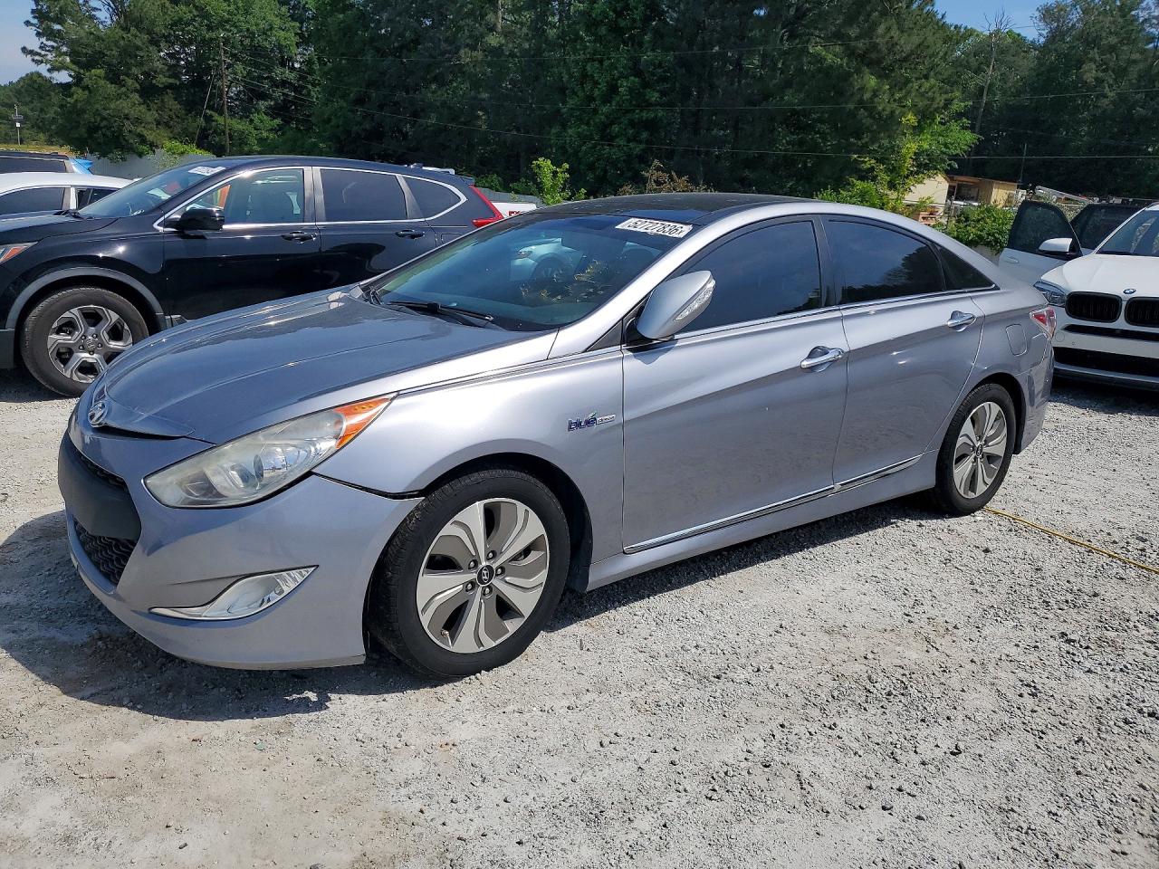 Salvage Hyundai SONATA Image