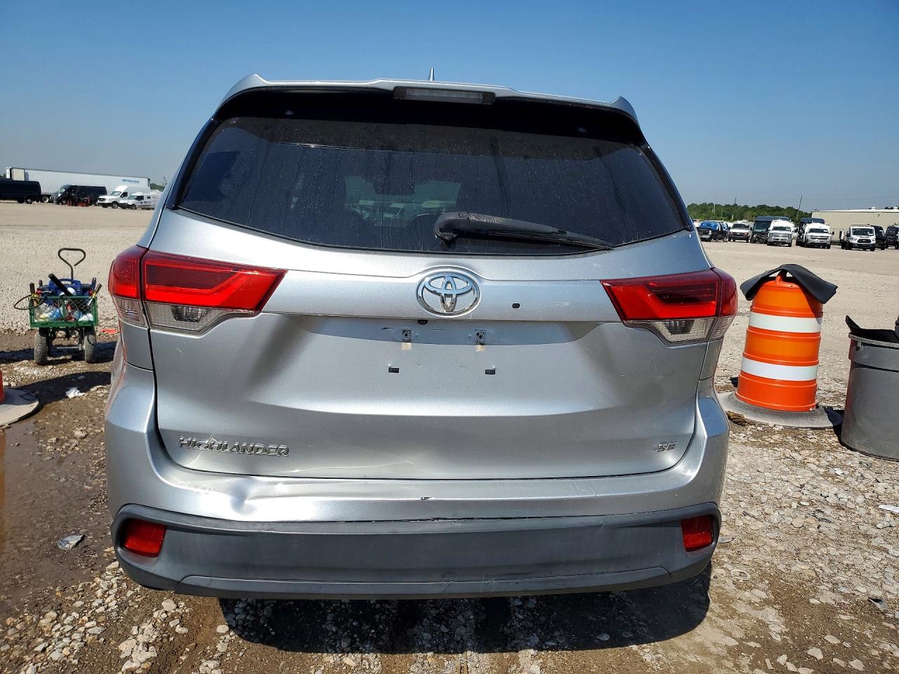 Toyota Highlander Se