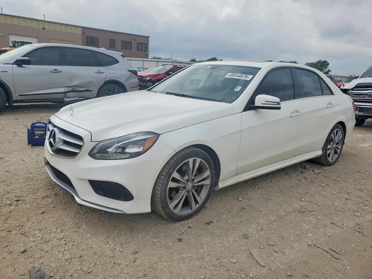 Salvage Mercedes-Benz E-Class Image