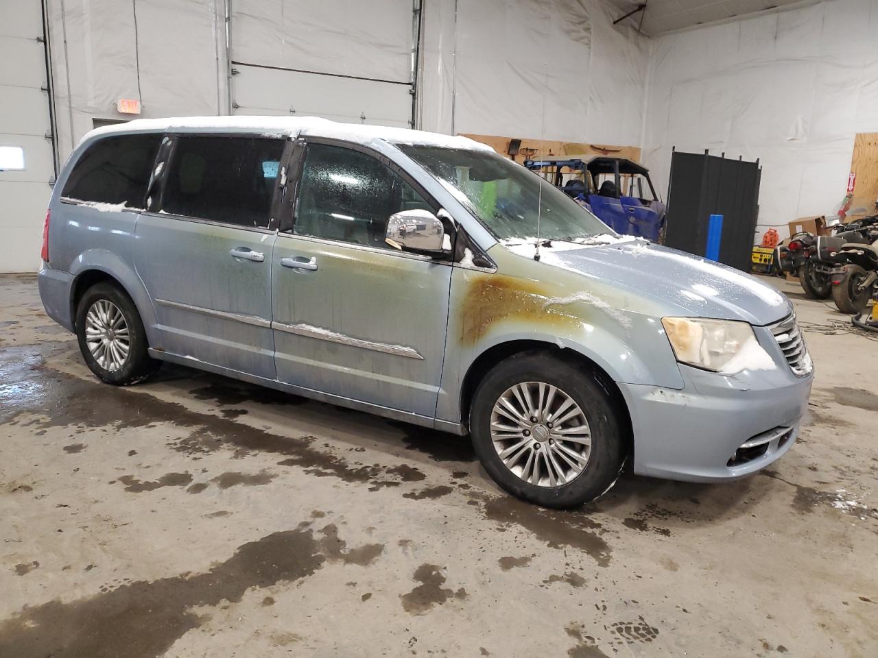 Chrysler Minivan Touring L