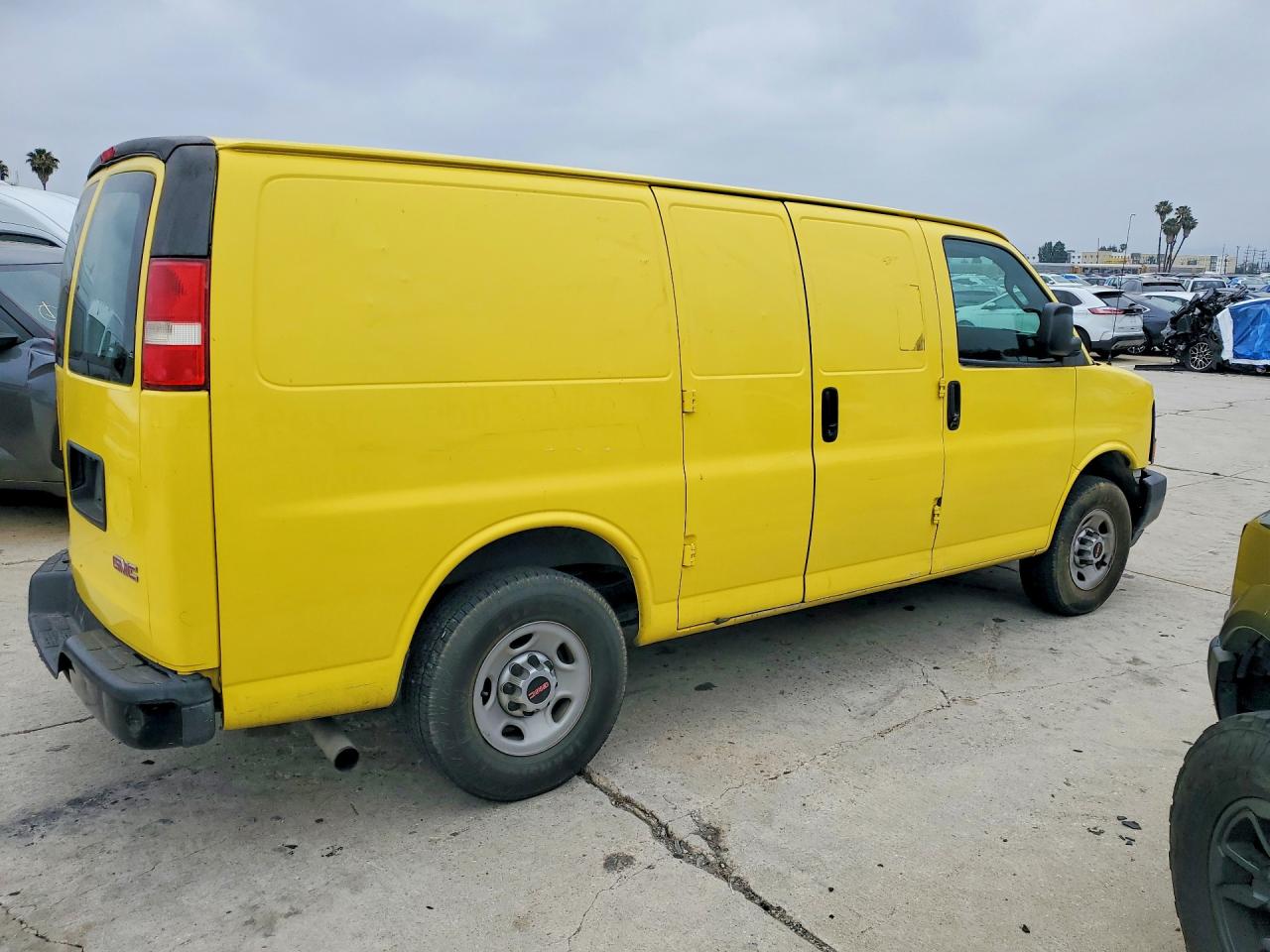GMC Savana G2500