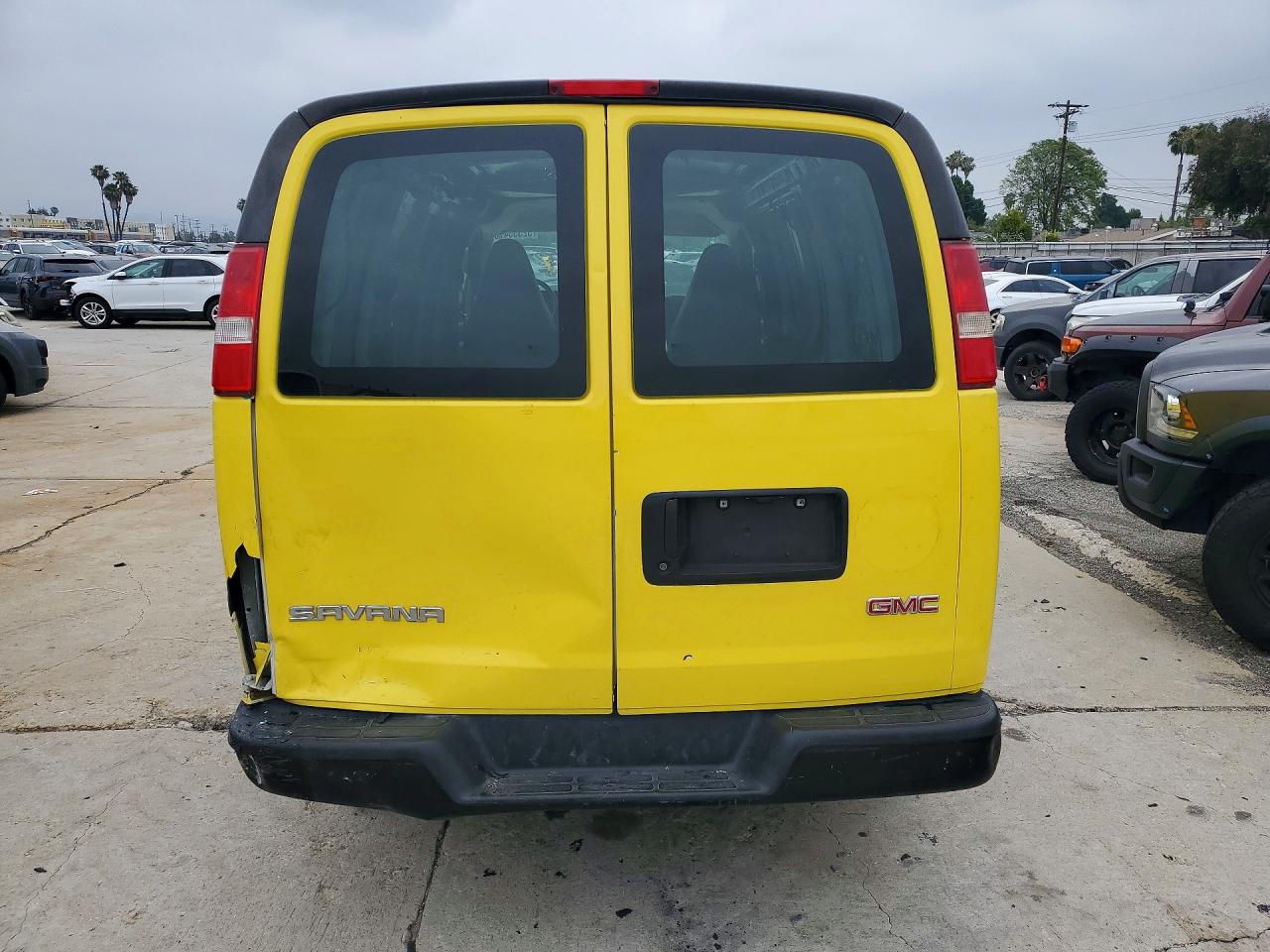 GMC Savana G2500