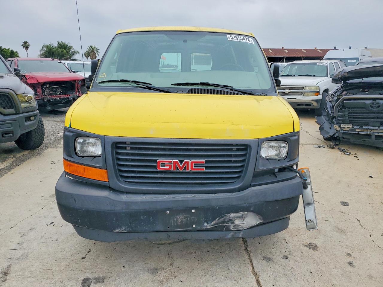 GMC Savana G2500