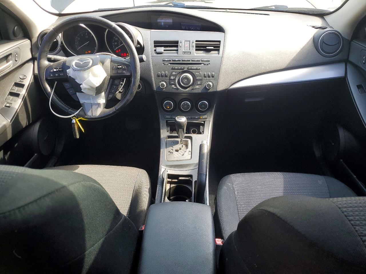 Mazda 3 I