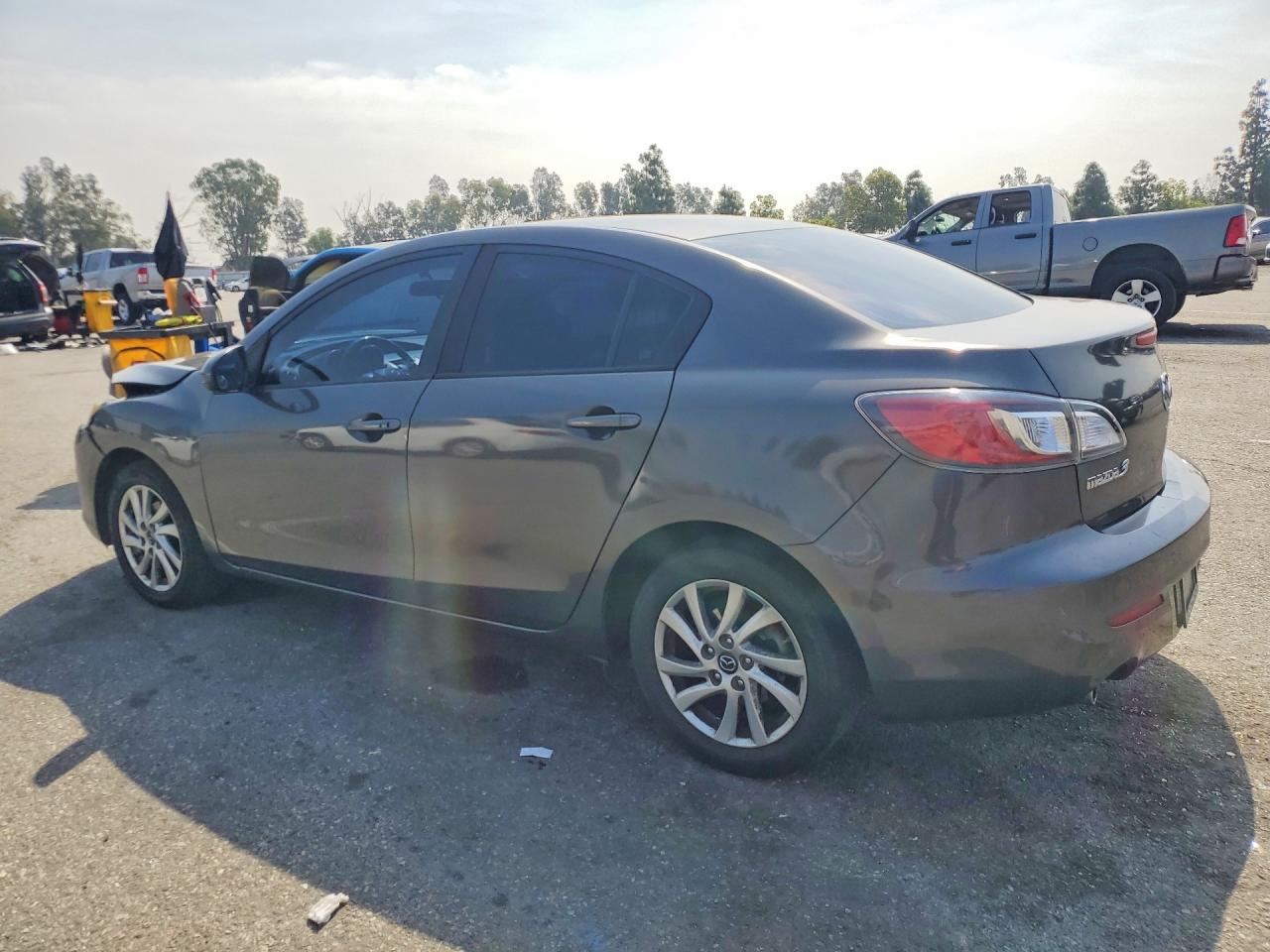 Mazda 3 I