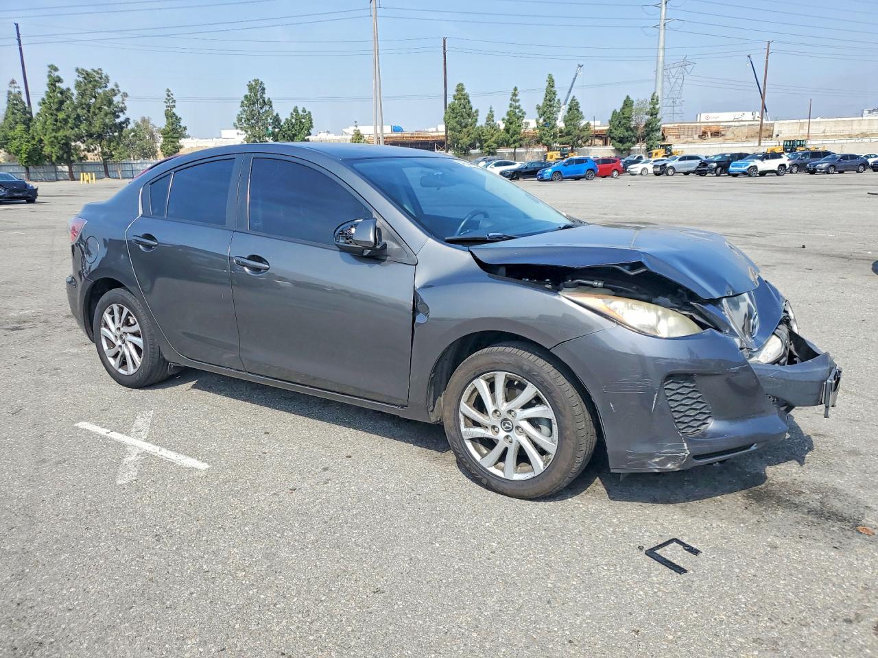 Mazda 3 I