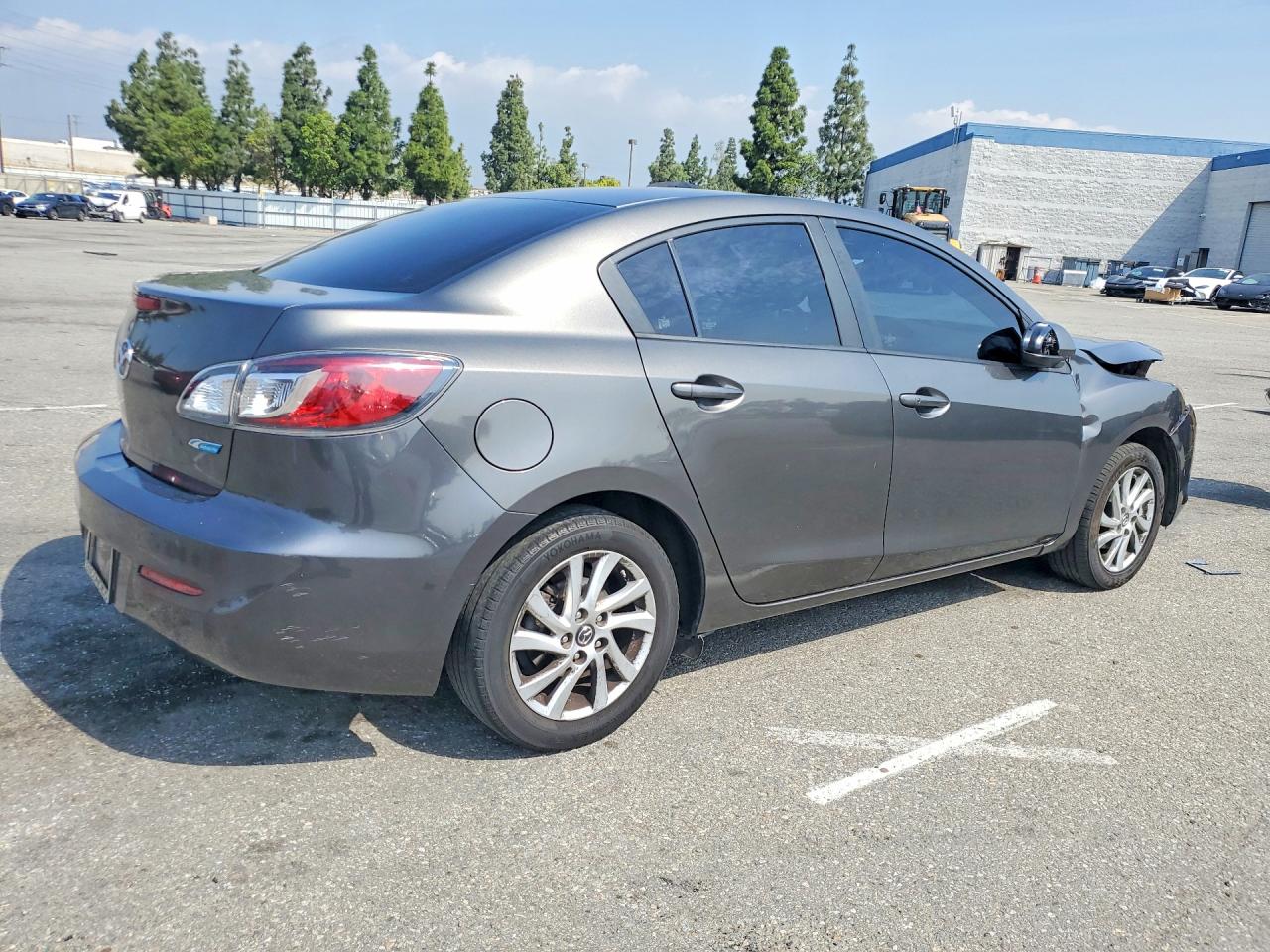 Mazda 3 I
