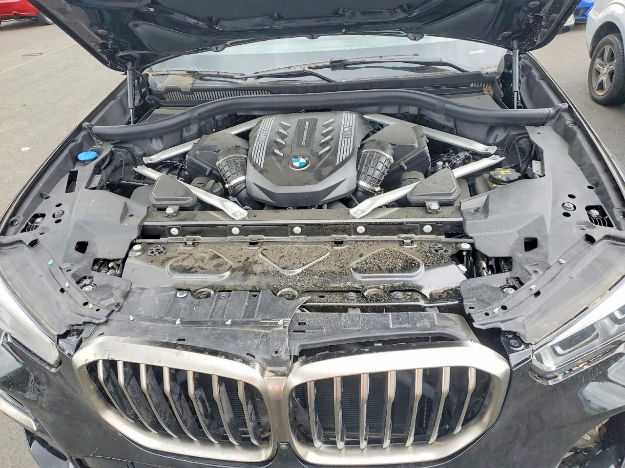 BMW X Series M50i