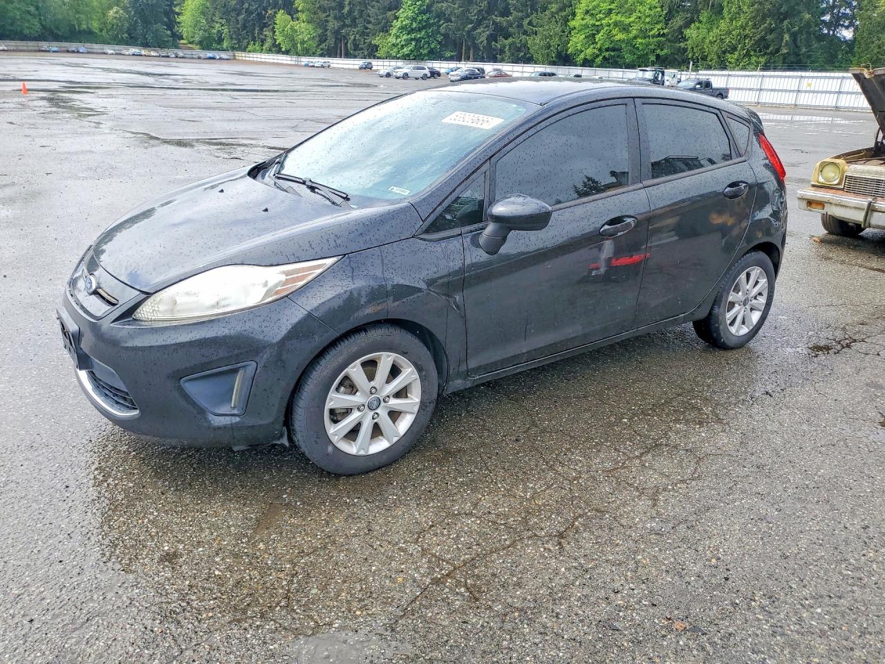 Salvage Ford Fiesta Image