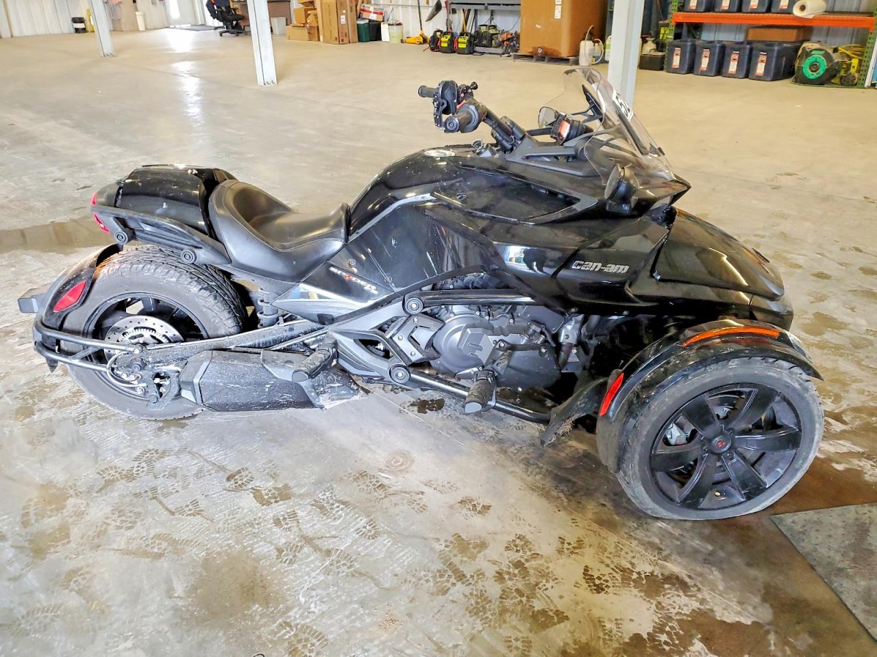 Salvage Can-Am Spyder Image