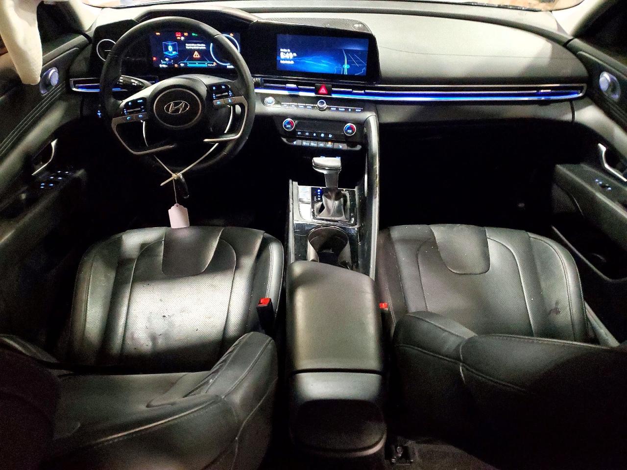 Hyundai ELANTRA Limited