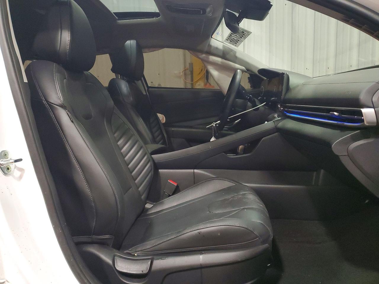 Hyundai ELANTRA Limited