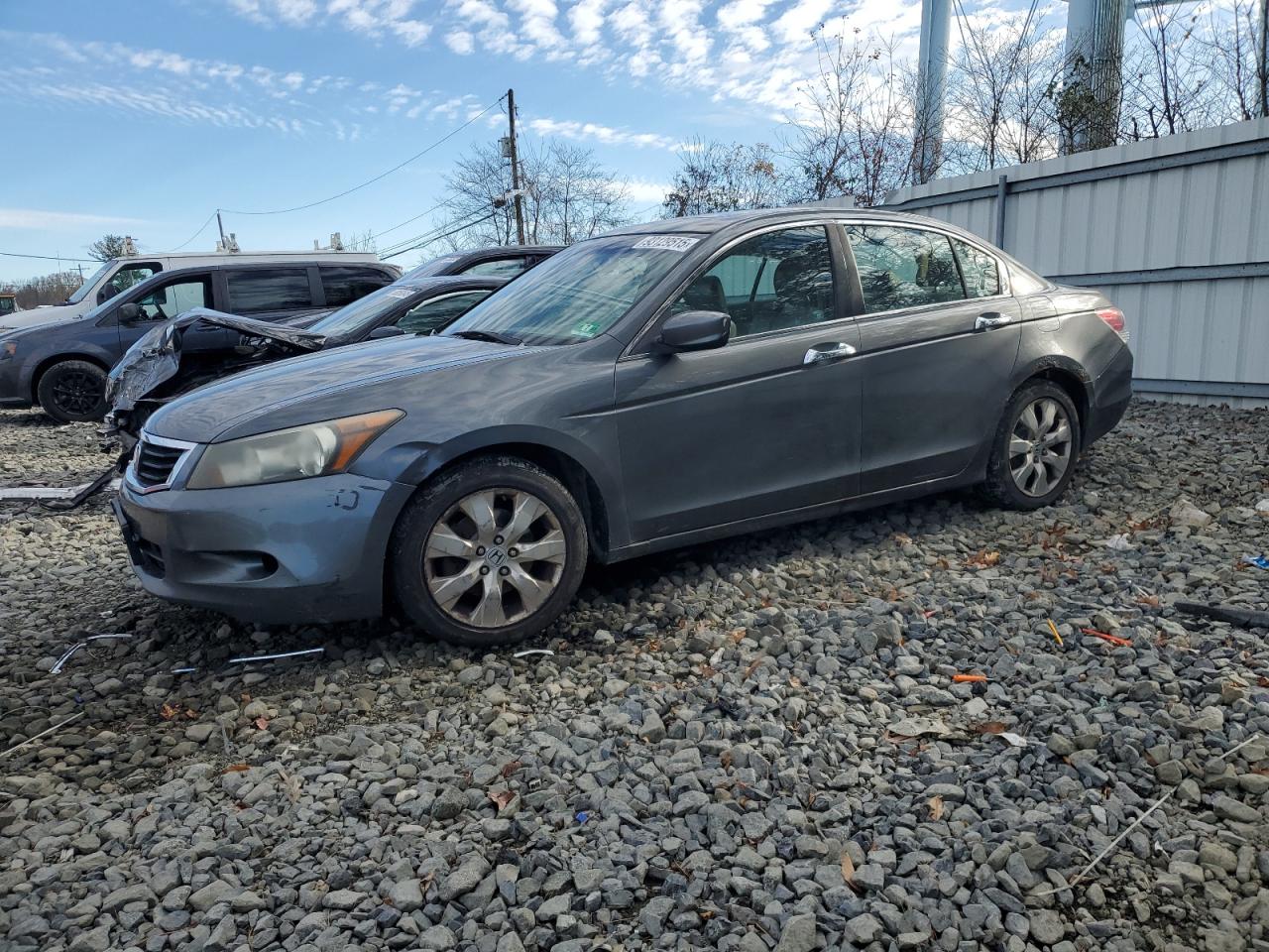 Salvage Honda Accord Image