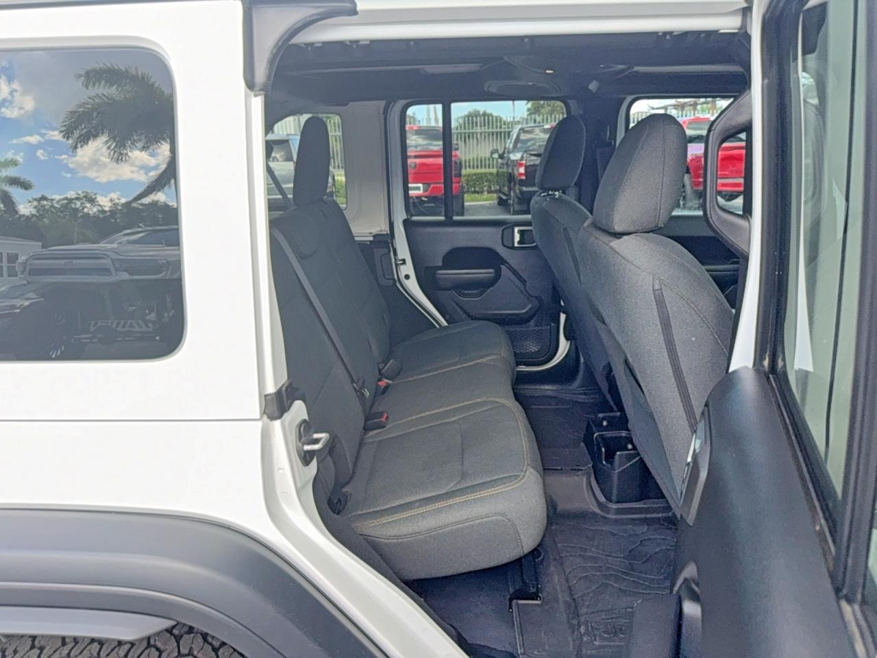Jeep Wrangler Sport