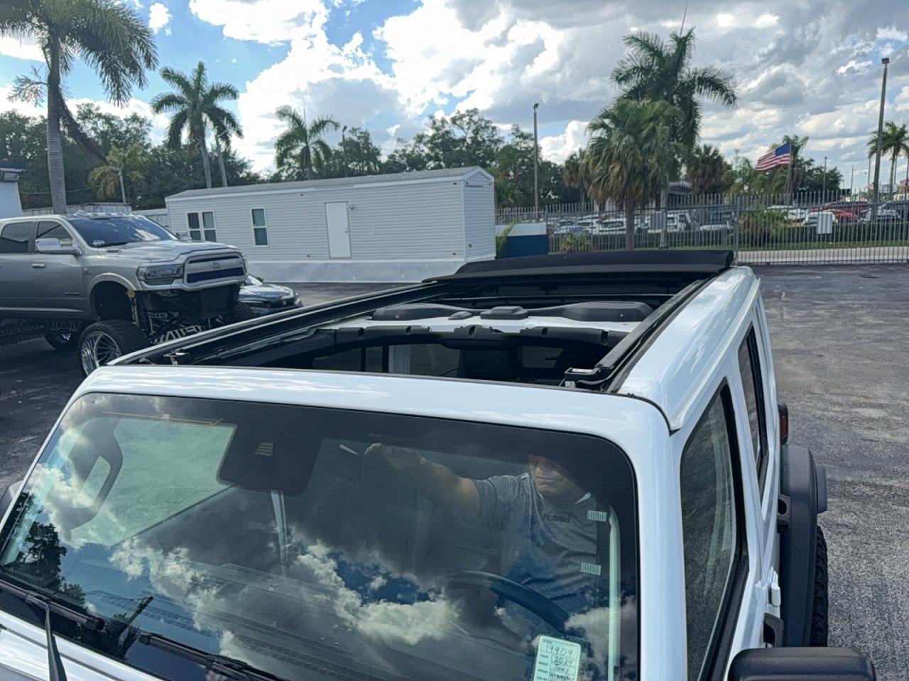 Jeep Wrangler Sport