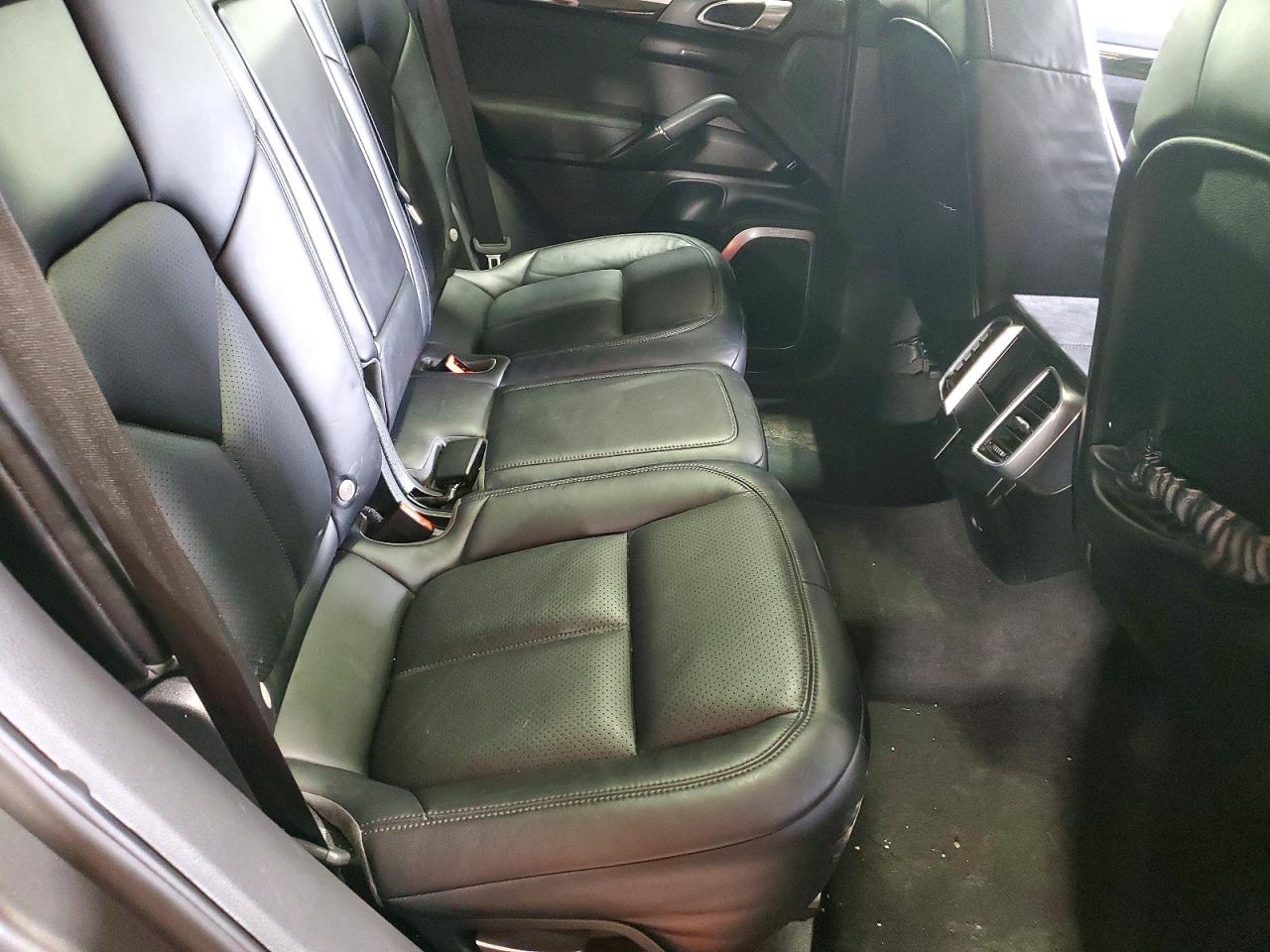 Porsche Cayenne Gts