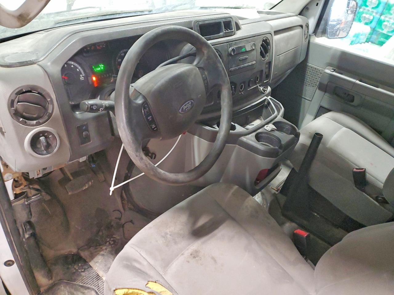 Ford Econoline E250 Van