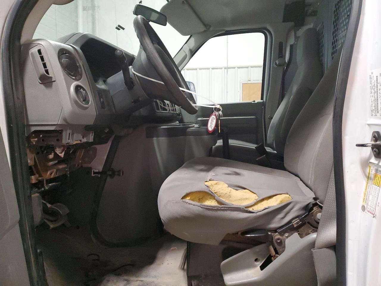 Ford Econoline E250 Van