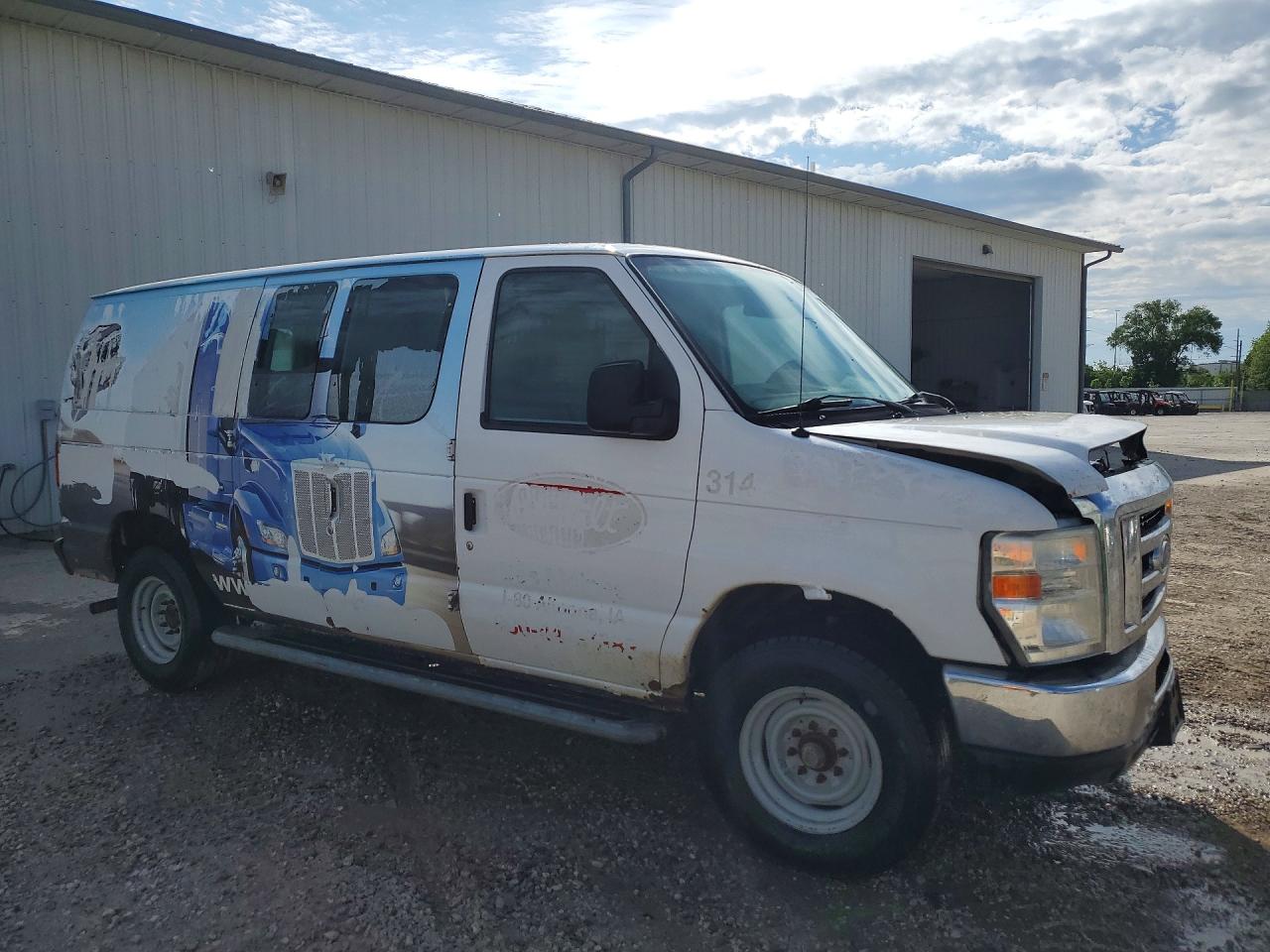 Ford Econoline E250 Van