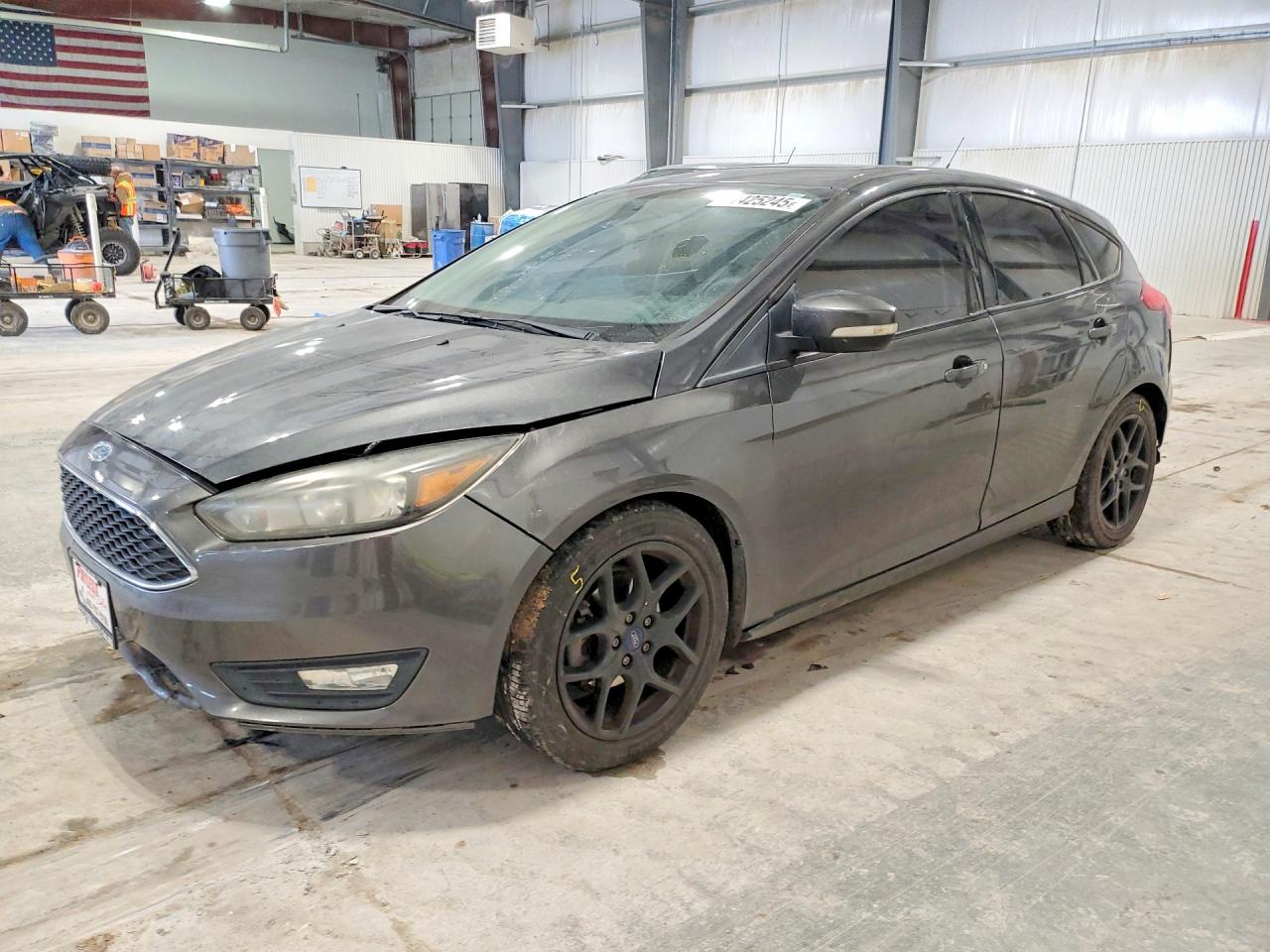 Salvage Ford Focus Image