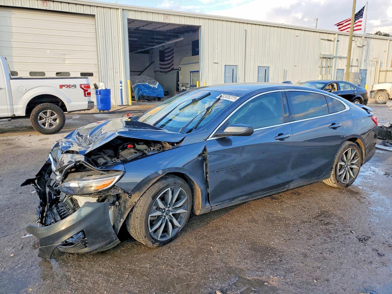 Salvage Chevrolet Malibu Image