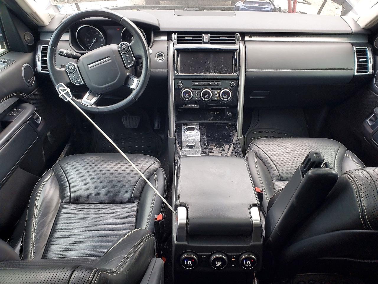 Land Rover Discovery First Edition