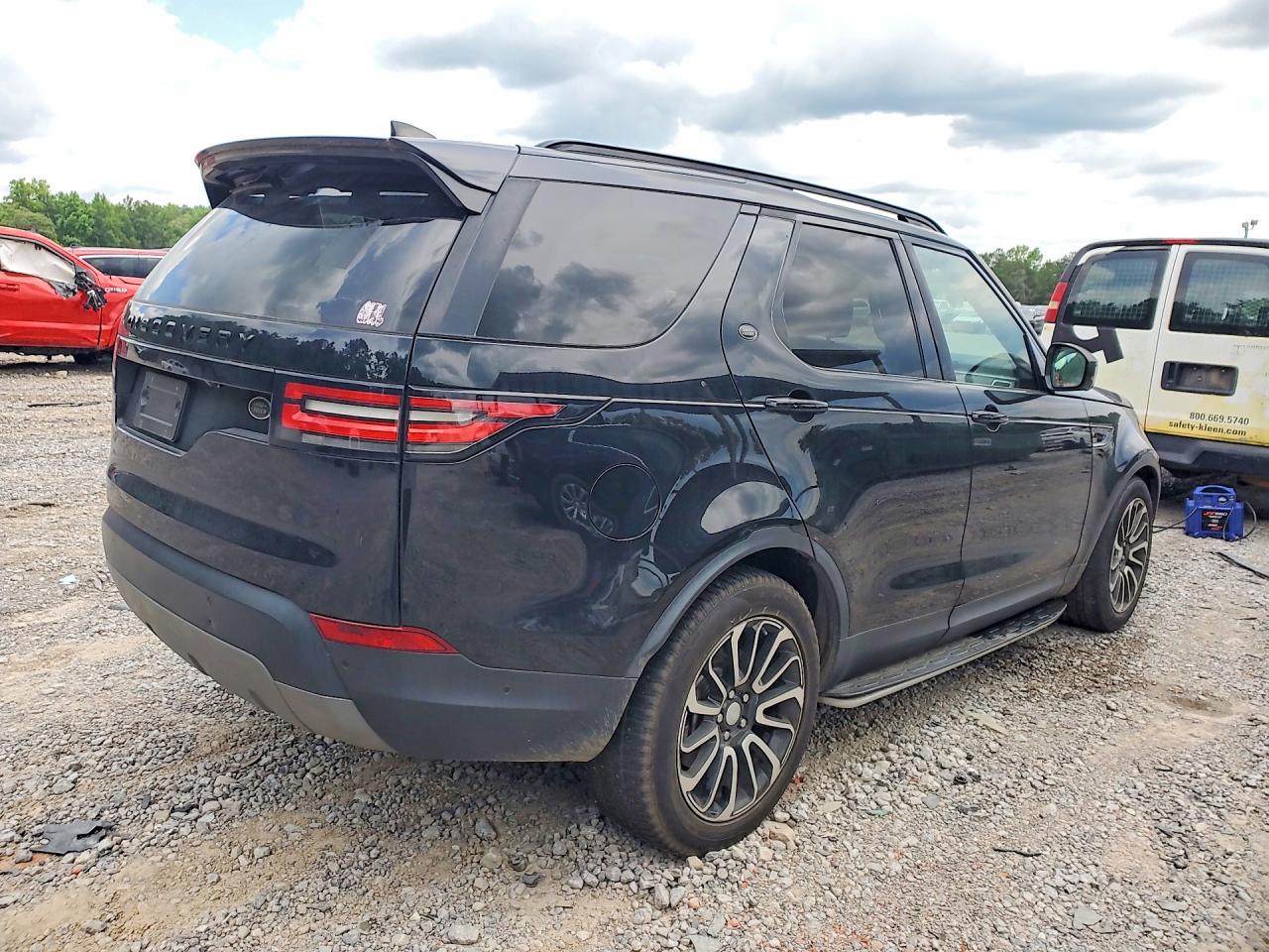 Land Rover Discovery First Edition
