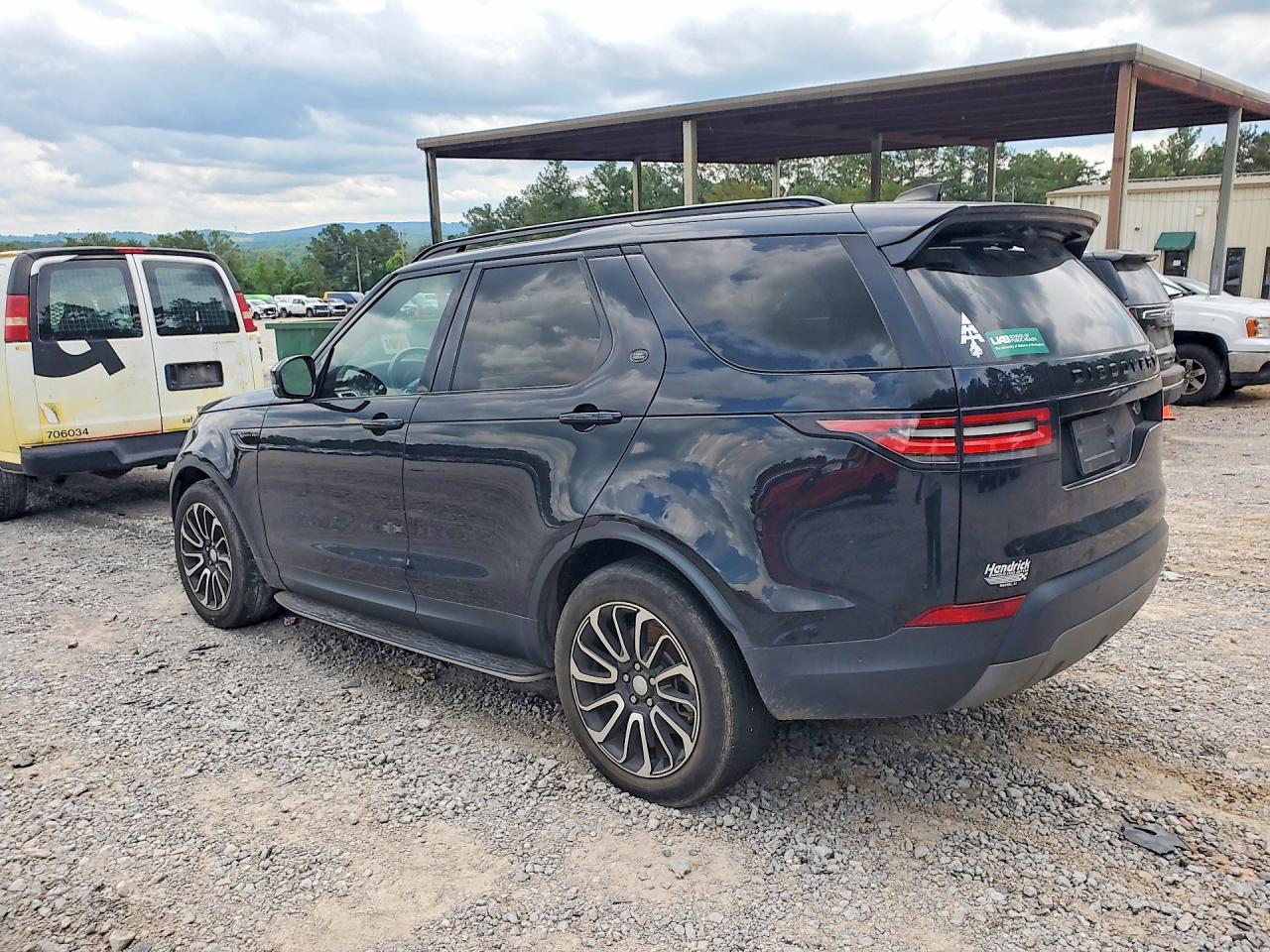 Land Rover Discovery First Edition