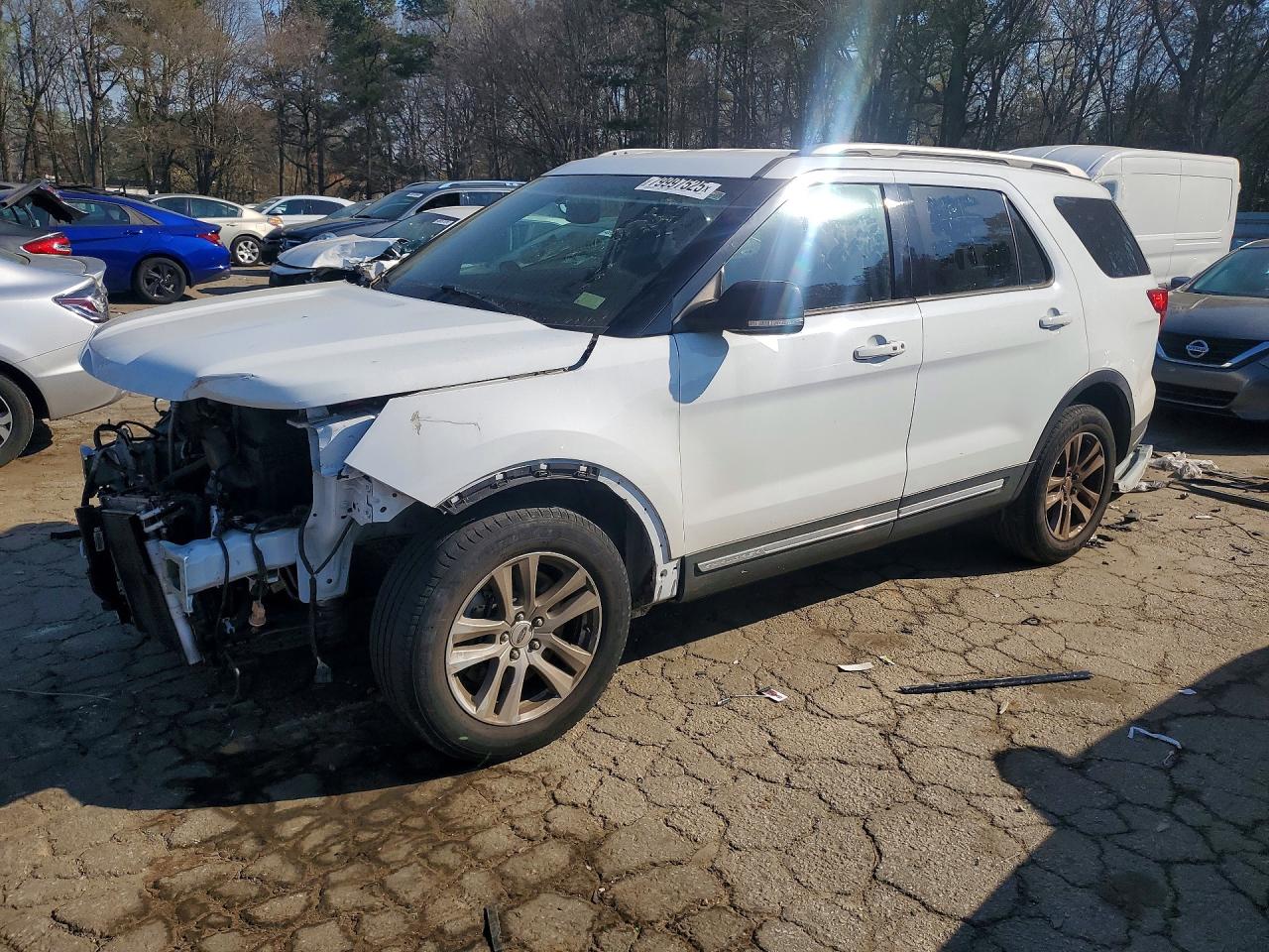 Salvage Ford Explorer Image