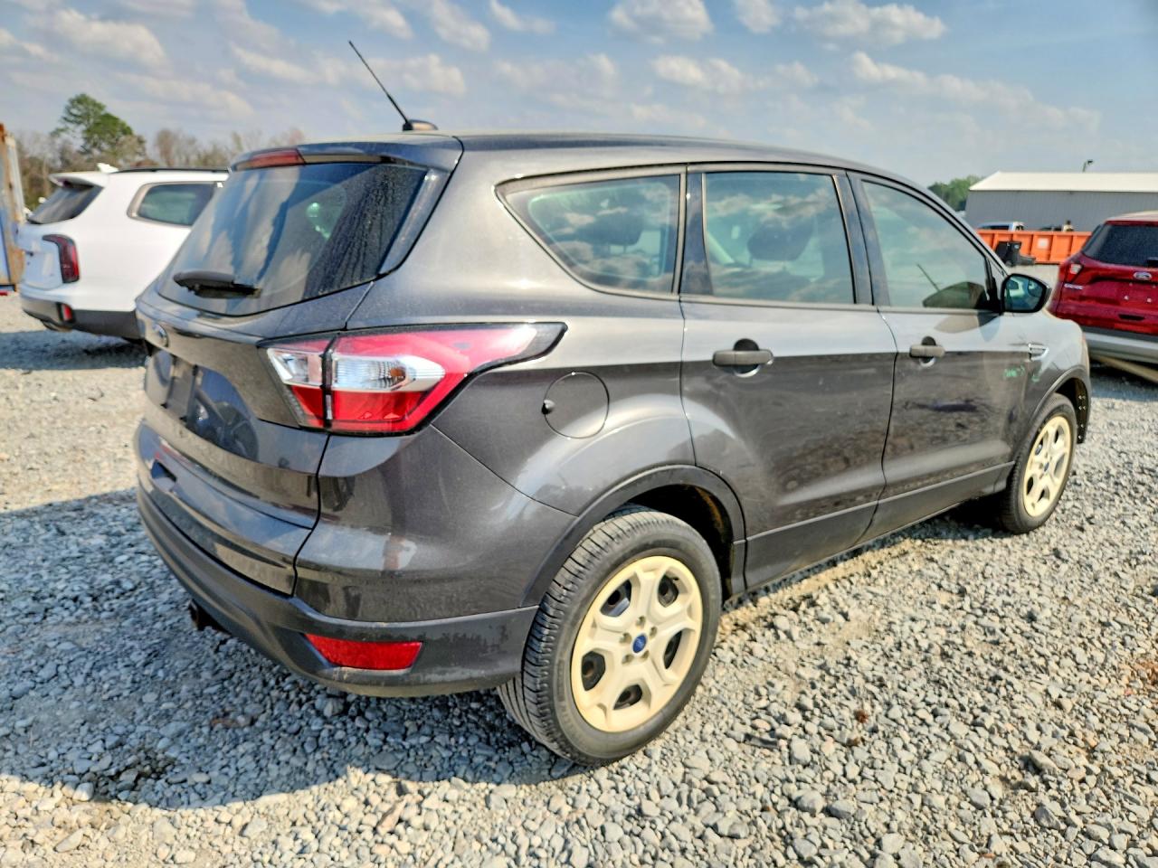 Ford Escape S