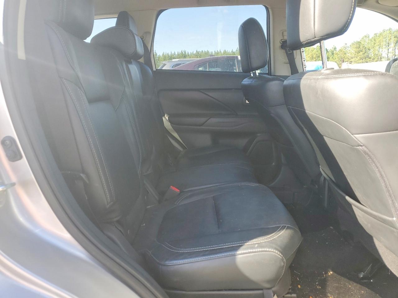 Mitsubishi Outlander Se