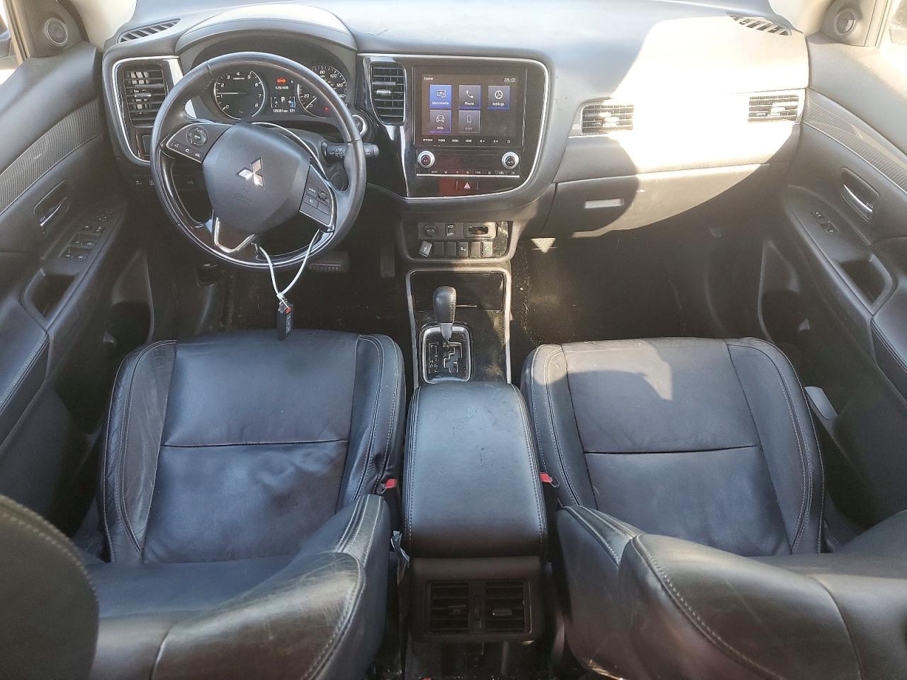 Mitsubishi Outlander Se