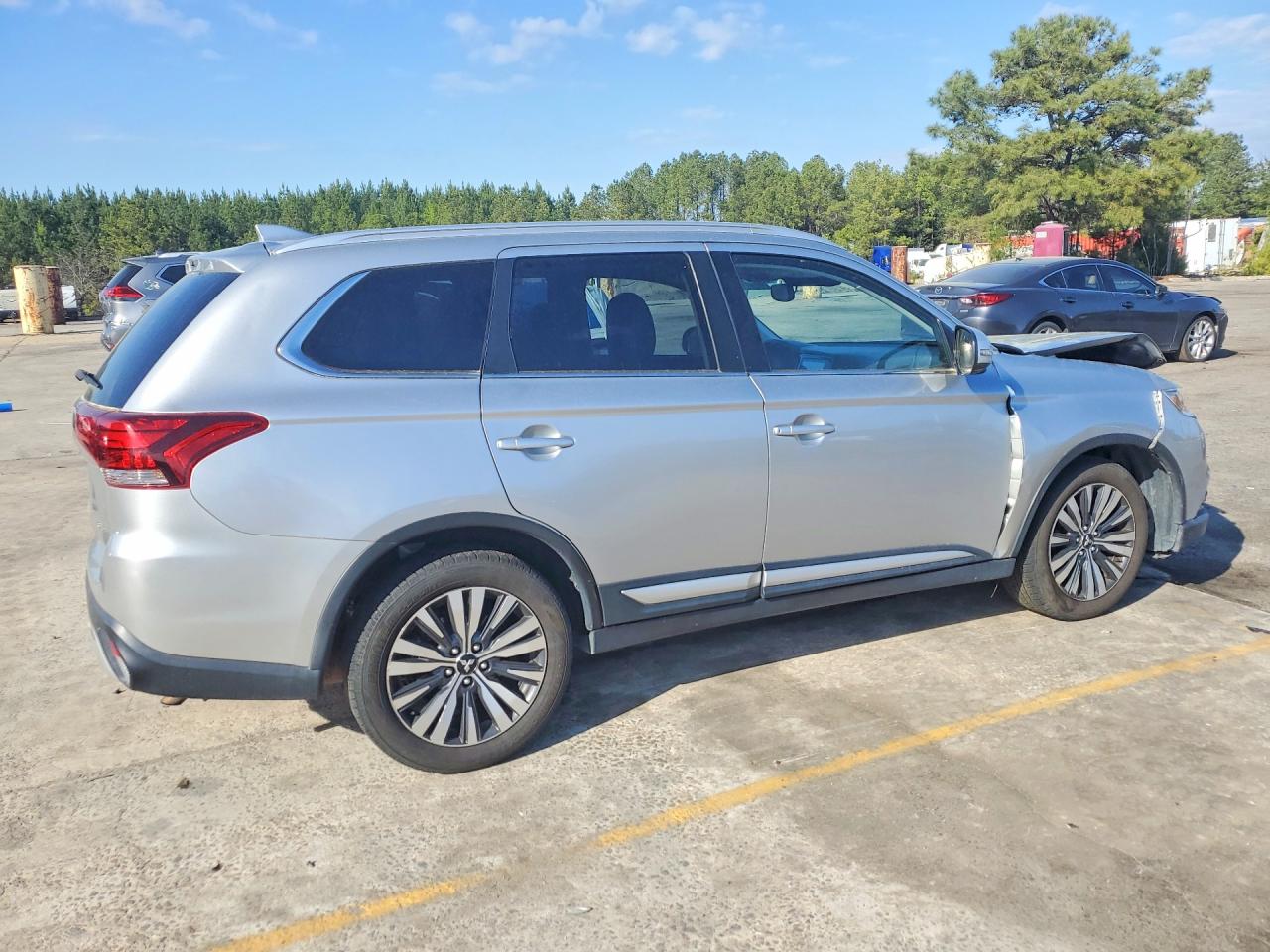 Mitsubishi Outlander Se