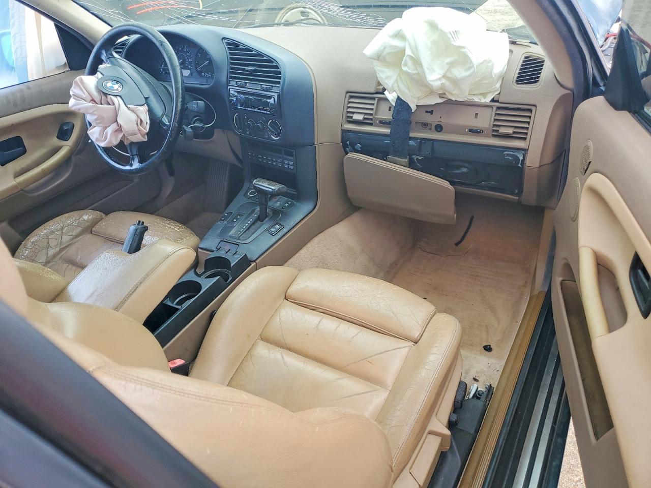 BMW 3 Series Is Automatic