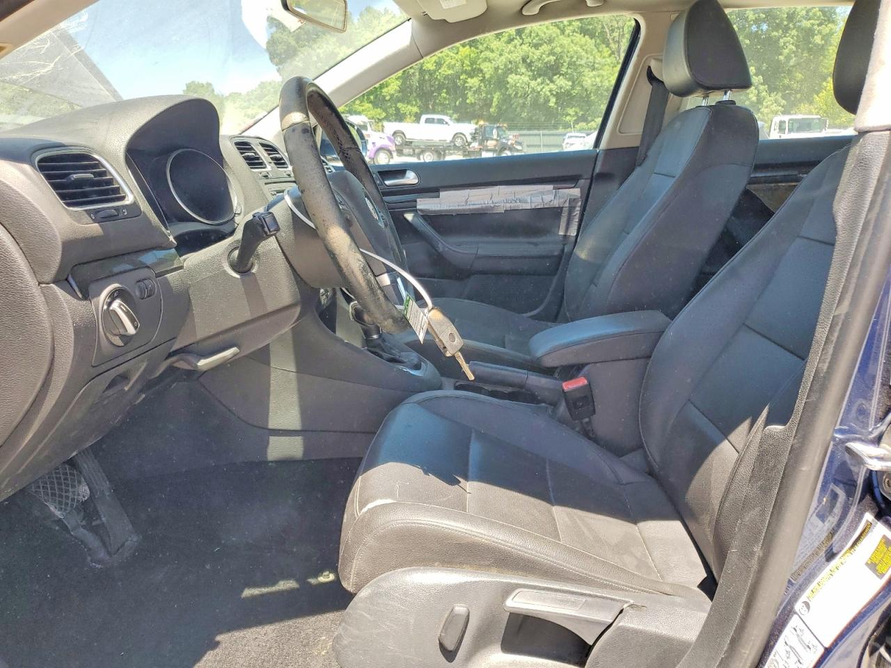 Volkswagen Jetta S