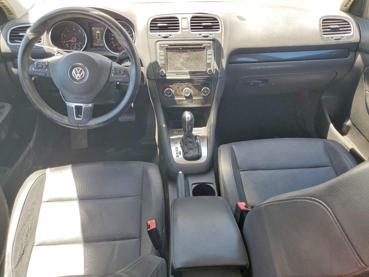 Volkswagen Jetta S