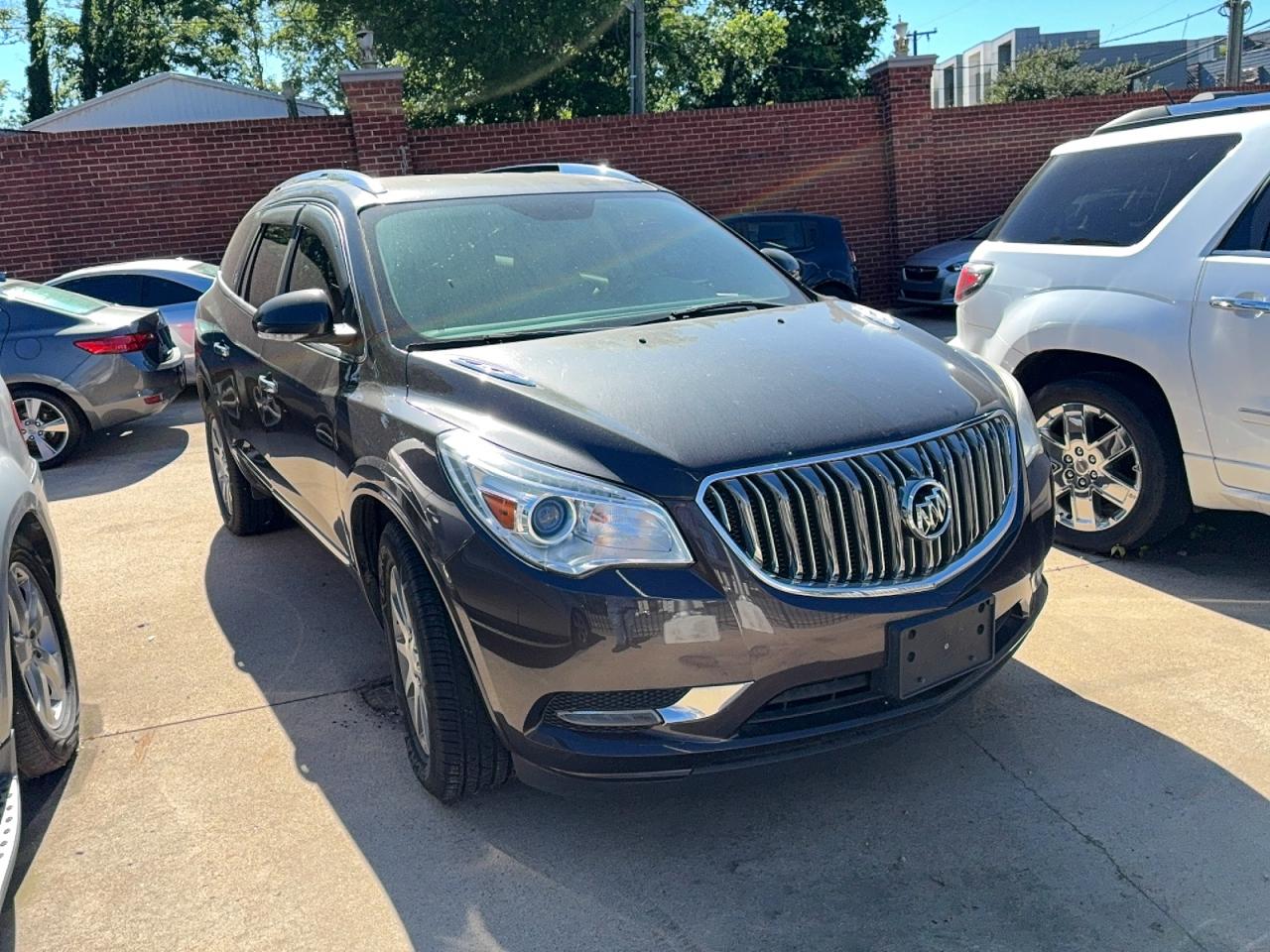 Salvage Buick Enclave Image